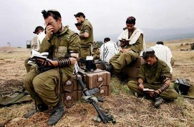 praying_israeli_soldiers.jpg
